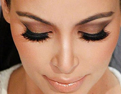 Cores da Noite: Explorando Tons Escuros e Vibrantes com Confiança - inspiração 1