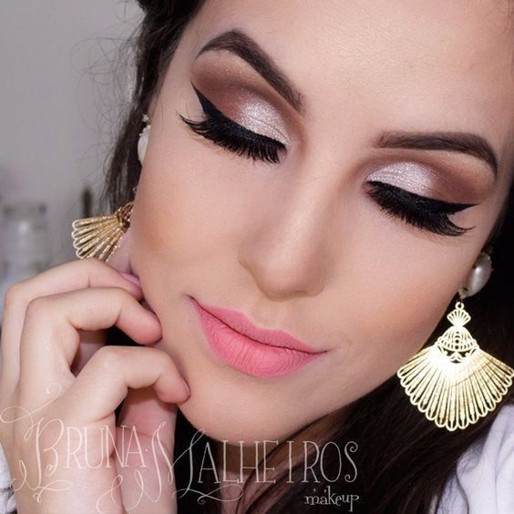 Escolhendo a Base Perfeita: Cobertura e Tom Ideal - inspiração 2