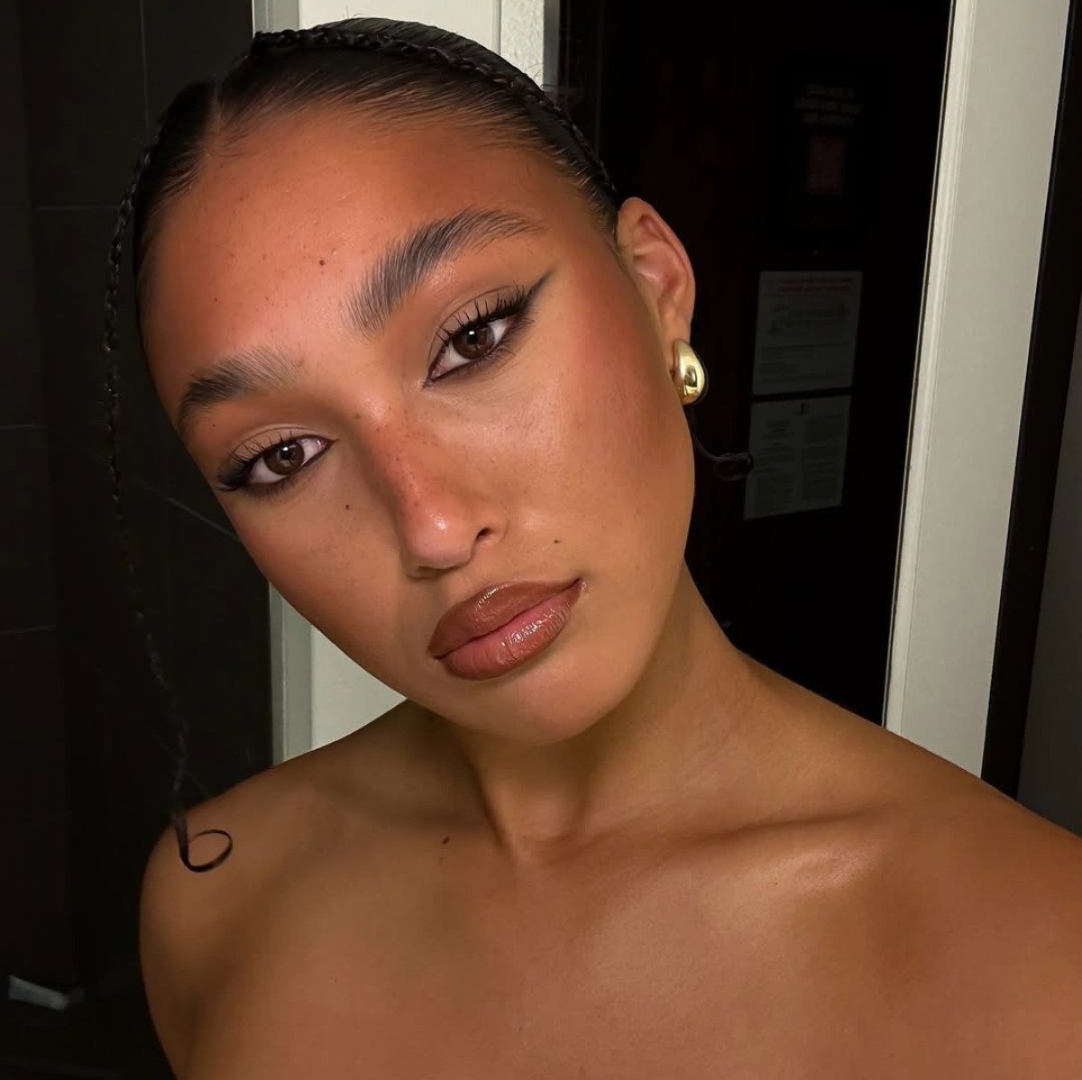 O Poder do Contorno e Iluminador: Definição e Glamour - inspiração 2