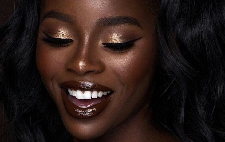 Blush: Um Toque de Cor Saudável e Vibrante - inspiração 1