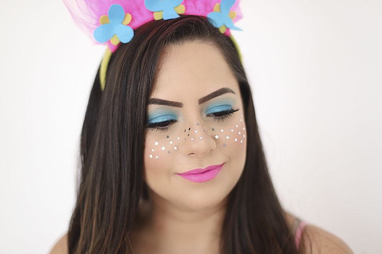 Maquiagem para Ocasiões Especiais com Sardas - inspiração 1