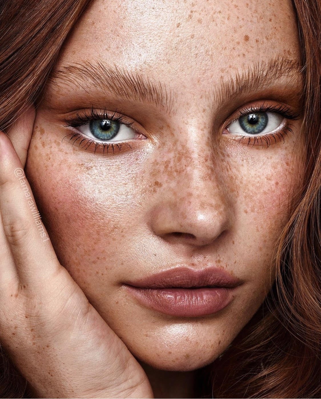 Maquiagem para Ocasiões Especiais com Sardas - inspiração 2