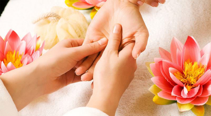 Massagem nas Mãos e o Alívio de Dores e Tensões - inspiração 1