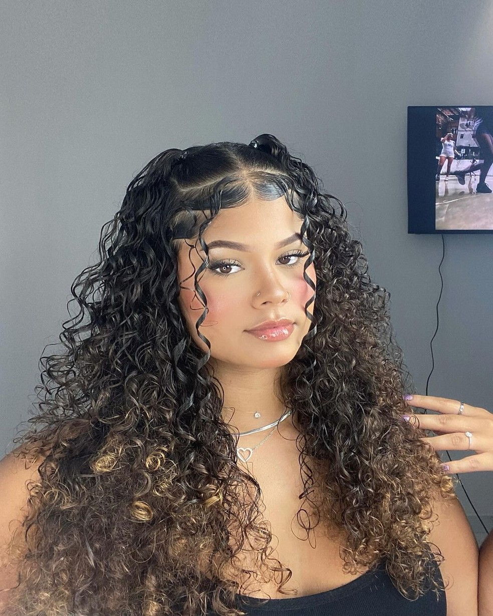 Torcidinhos Delicados nas Laterais - inspiração 1