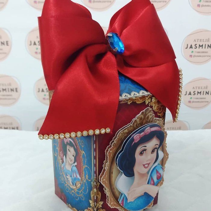 Marcas que Dominam a Personalização de Luxo: Referências de mercado. - inspiração 2