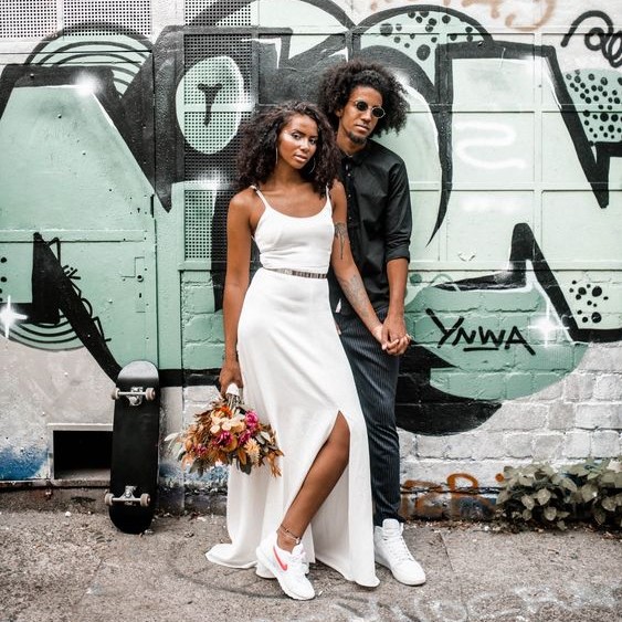 Casamentos Diurnos e Informais: O Tênis Branco é Aliado Perfeito - inspiração 2