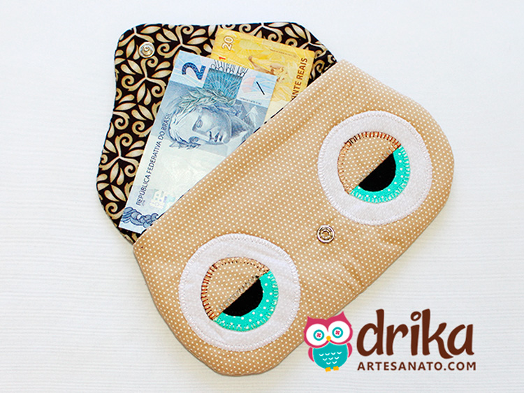 Detalhes que Encantam: Personalizando Seu Porta-Óculos - inspiração 1