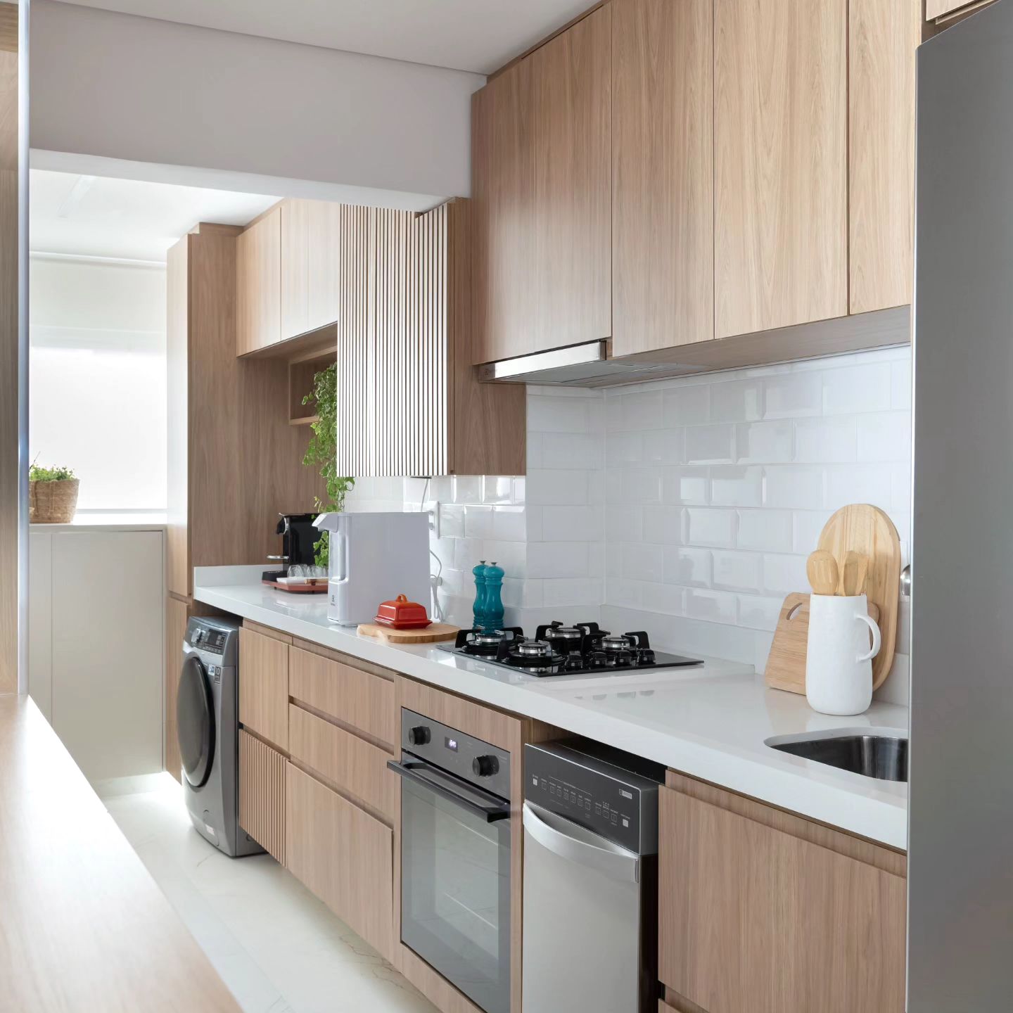 Iluminação Estratégica: Ampliando Visualmente o Ambiente - inspiração 2