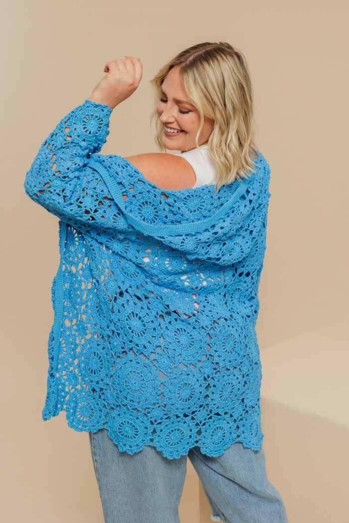 Quimono de Crochê com Franjas: Toque Boho Chic Inconfundível - inspiração 1