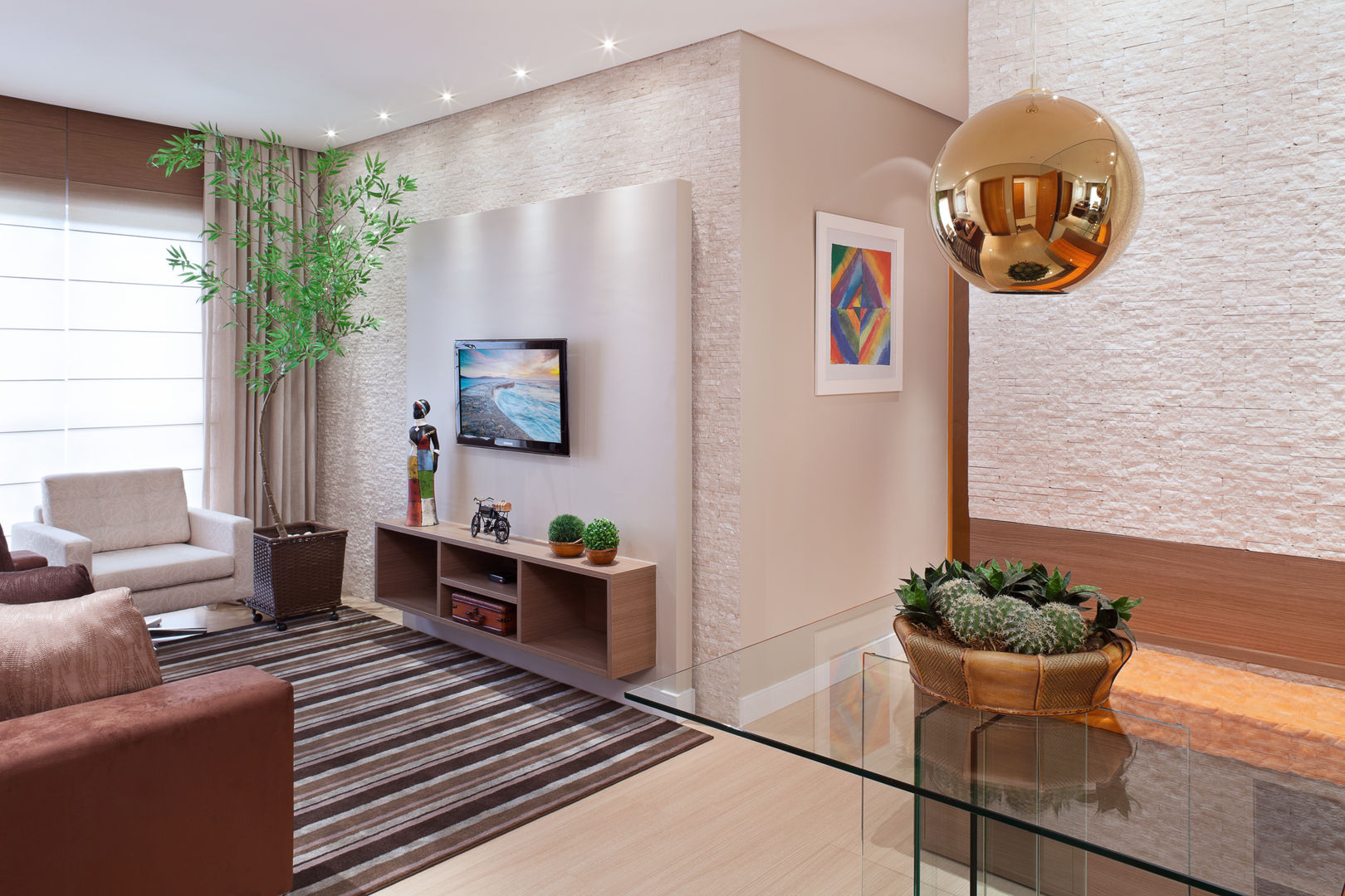 Funcionalidade Oculta: Soluções para Cabos e Eletrônicos - inspiração 2