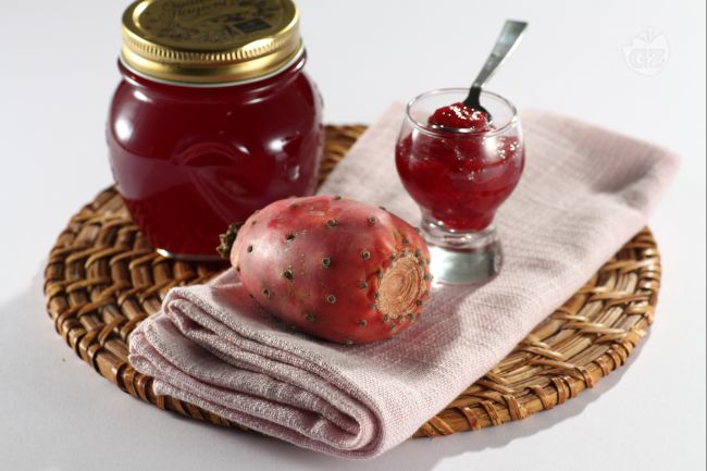 Figo da Índia Fresco: Sabores Puros e Delicados em Receitas Simples - inspiração 1