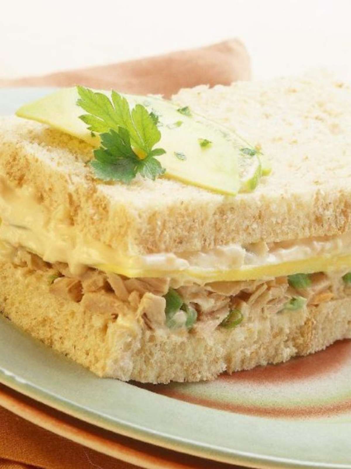 Bolos e Tortas: Receitas Clássicas Adaptadas para Todos os Paladares - inspiração 1