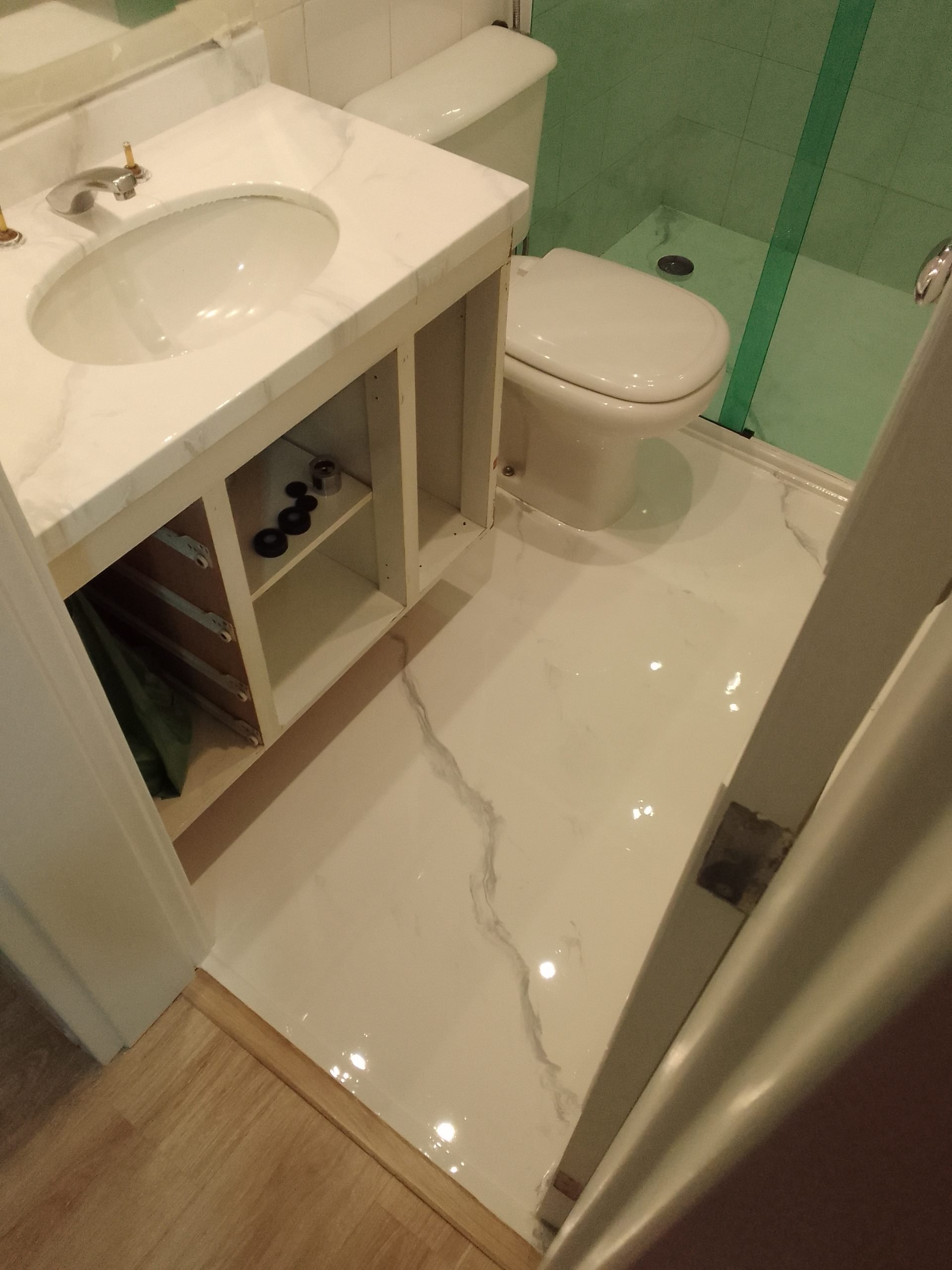 Tendências de Porcelanato que Vão Deixar Seu Banheiro Moderno - inspiração 2