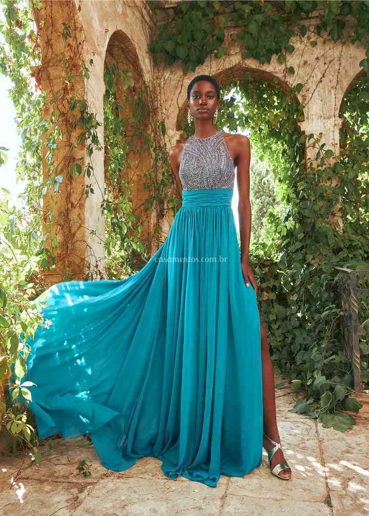 Tecidos Leves e Cores Vibrantes: Aposta Certa para o Sol - inspiração 2