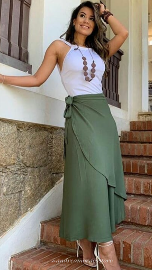 Combinando com Blusas: A Dupla Perfeita para sua Saia Envelope - inspiração 1