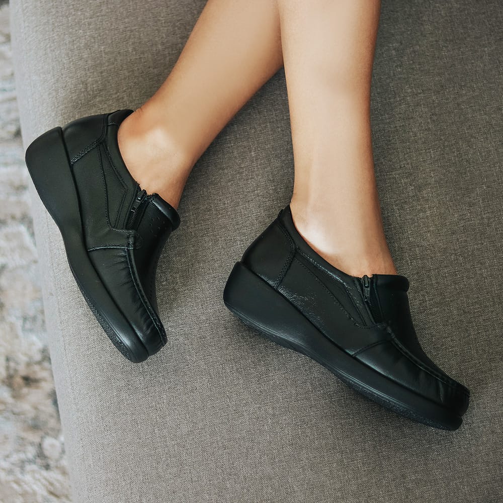 Botas de Cano Curto: Charme e Conforto para Dias Mais Frescos - inspiração 2