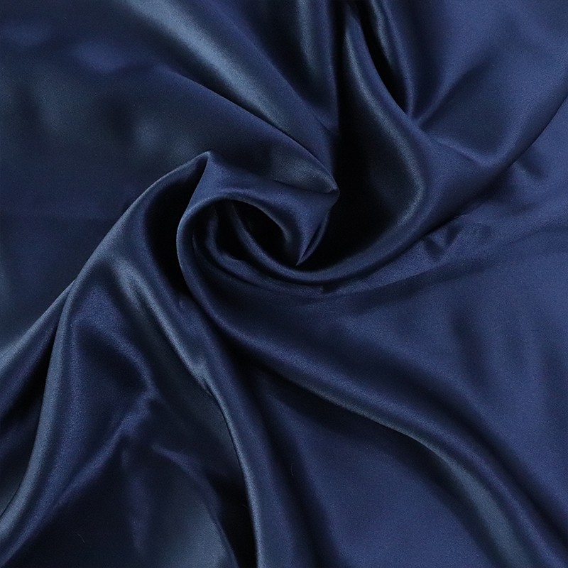 O Teste da Argola: Um Truque Simples para Ver a Flexibilidade da Seda - inspiração 1