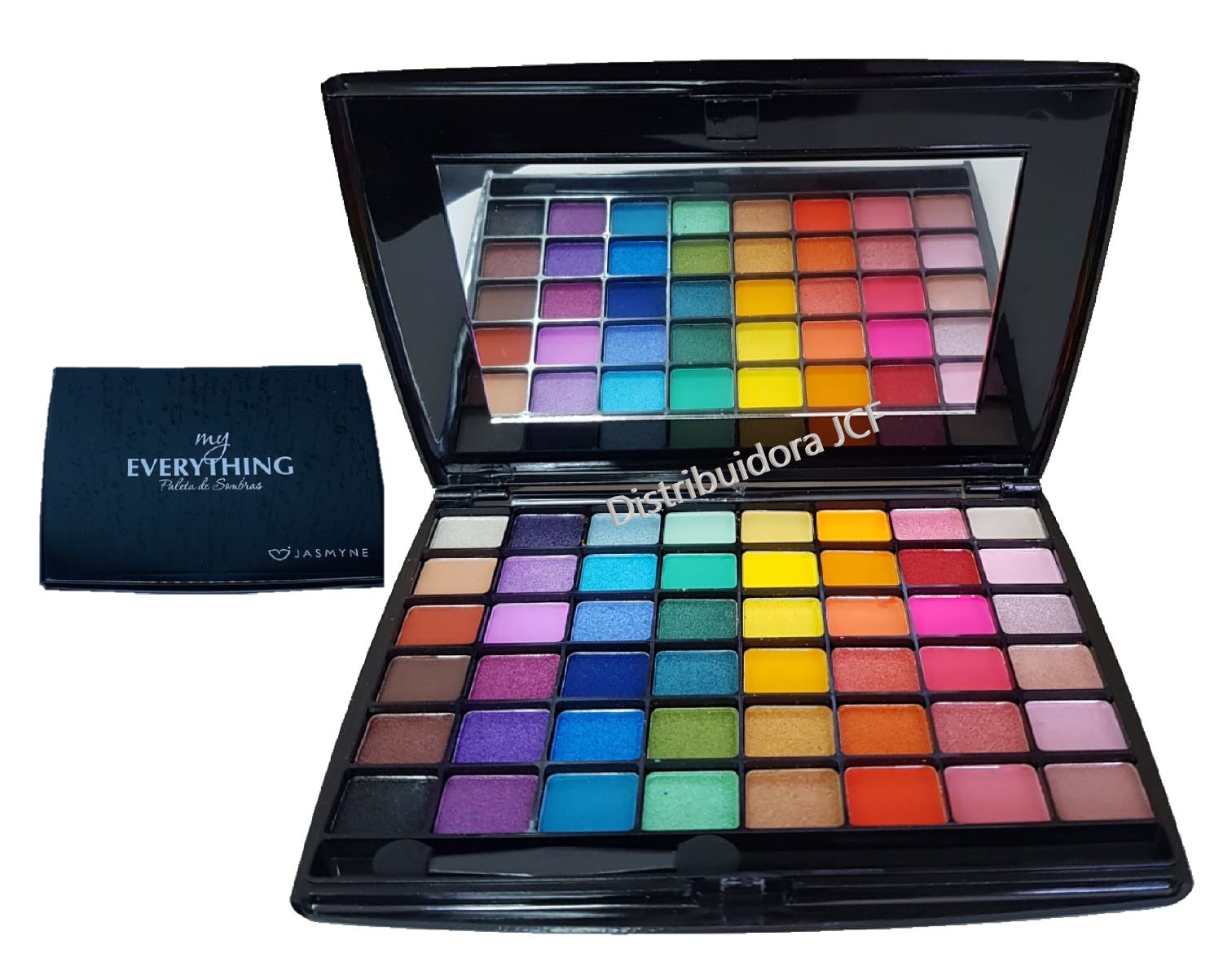 Sombra Colorida: Como Combinar com a Cor dos Olhos - inspiração 1