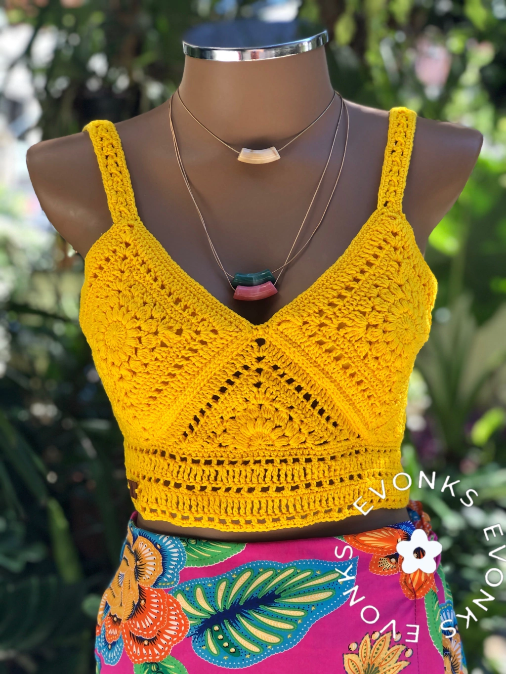 Maxi Crochê: Destaque e Textura Para Looks Ousados - inspiração 2