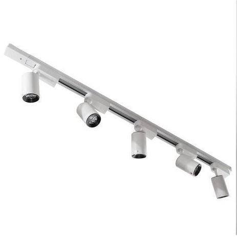 Lâmpadas para trilhos: luz direcionada que valoriza sua decoração - inspiração 1