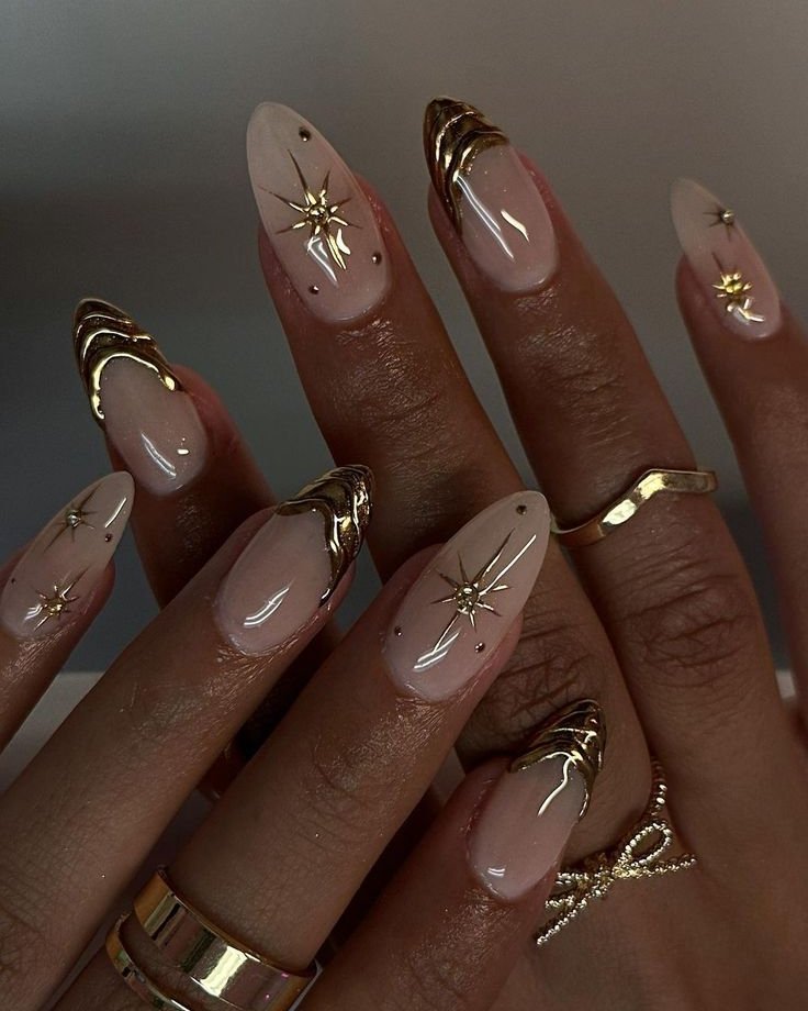Unhas Curtas e Estilosas: Elegância sem Complicação - inspiração 2