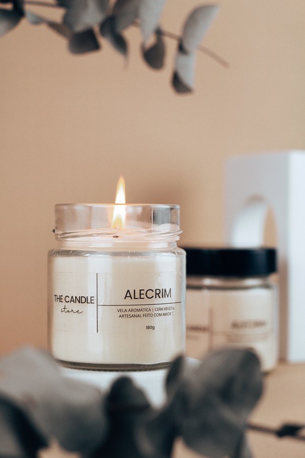 Como as Notas de Âmbar e Sândalo Criam uma Atmosfera Única - inspiração 1