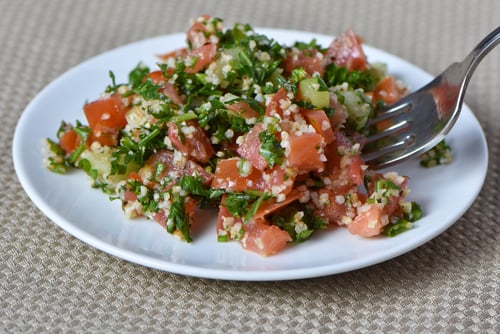 Coentro: O Toque Autêntico em Hummus e Pastas - inspiração 2