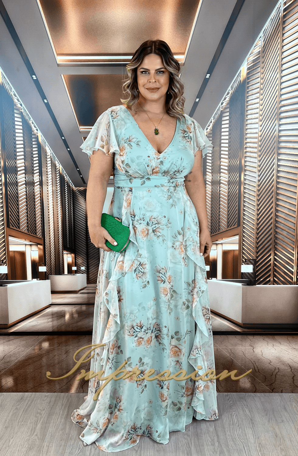 Modelagens que Valorizam Seu Corpo: Decotes, Mangas e Cintura - inspiração 2