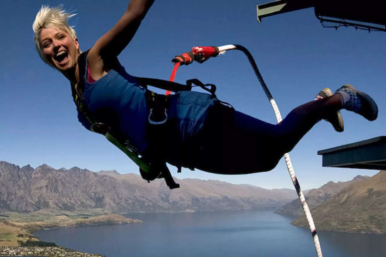 Surf nas Praias de Raglan: Ondas Perfeitas - inspiração 1