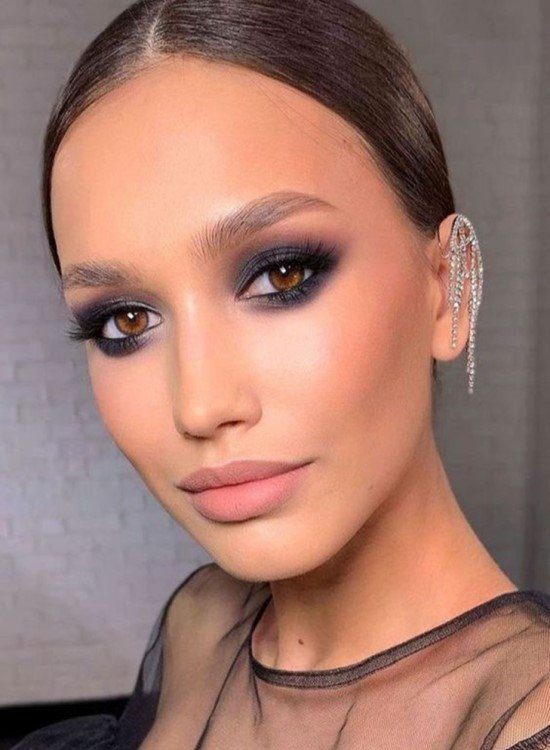 15 ideias de maquiagem para vestido azul descubra o look perfeito