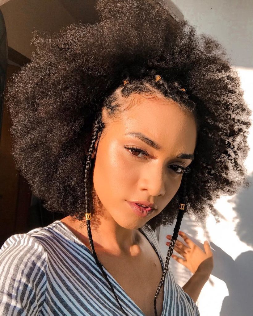 30 ideias de trancas nago em cabelo cacheado