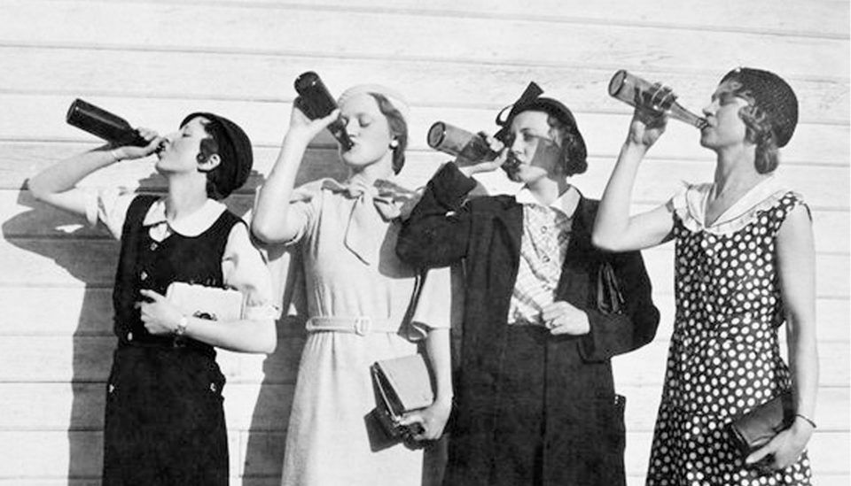 Do Hippie ao Grunge: A Influência da Contracultura na Moda dos Anos 70 e 90