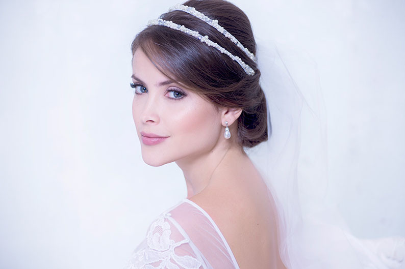 Tendências de acessórios de cabelo para casamentos em 2025