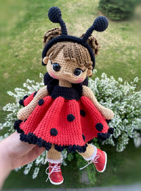 5 Ideias de Decoração com Amigurumi Joaninha