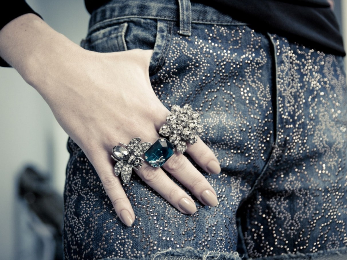 anelismo minimalista vs maximalista