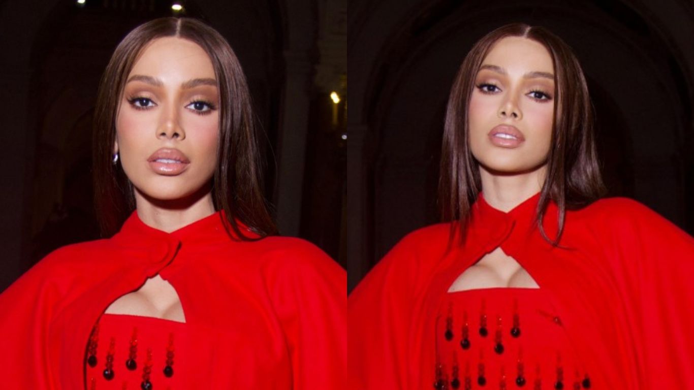 anitta brilha em paris cantora e destaque no desfile da loreal na semana de moda