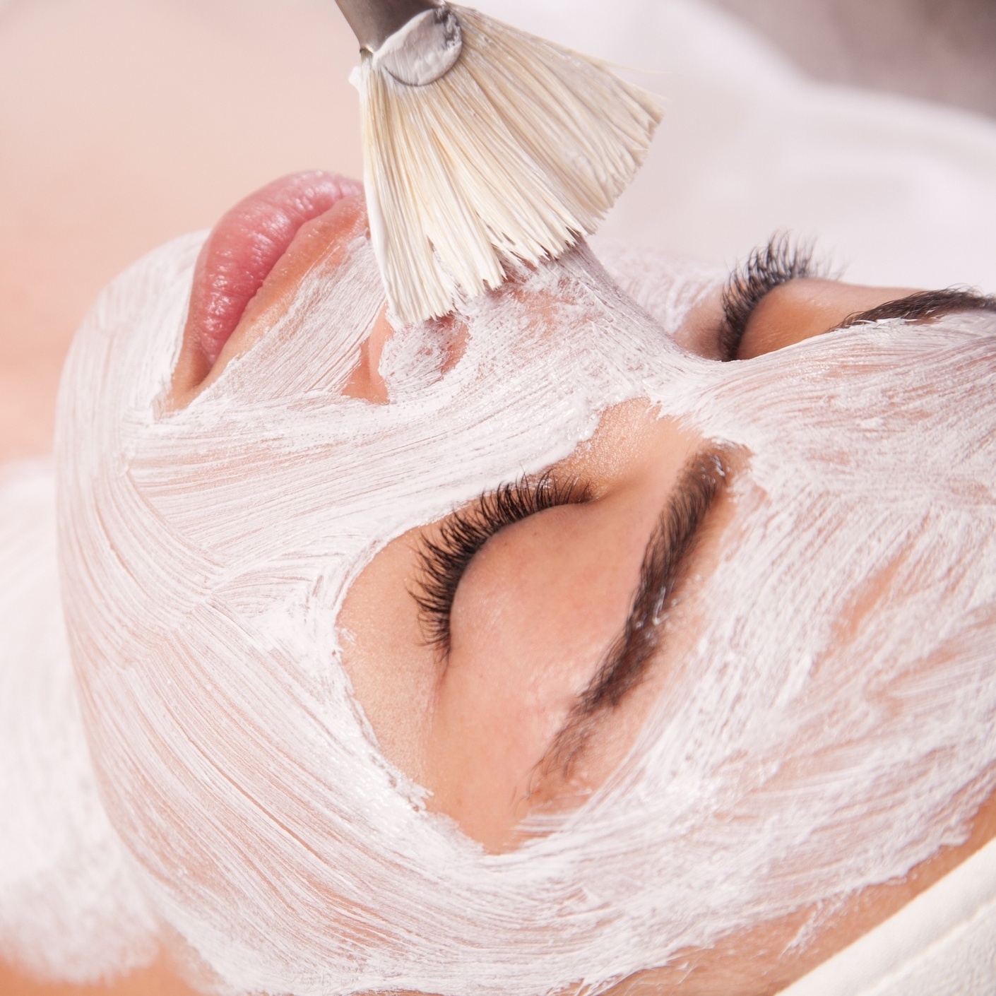 clareamento de manchas com argila branca