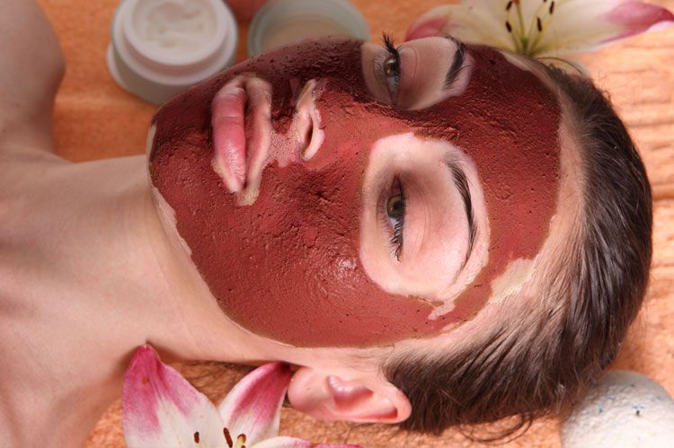 Máscara de Argila Vermelha: Receitas e Dicas para um Efeito Lifting Natural