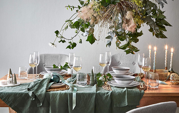 Tendências de Cores para Arranjos de Mesa em 2024