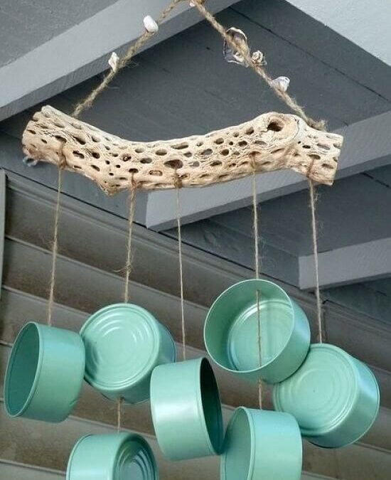 Guia Completo de Técnicas de Pintura e Decoupagem em Latas Recicladas