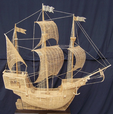 Colagem e Acabamento