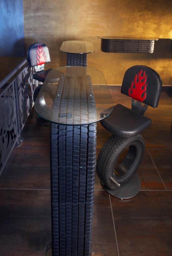 Jardim Vertical com Pneus: Otimize Seu Espaço Verde