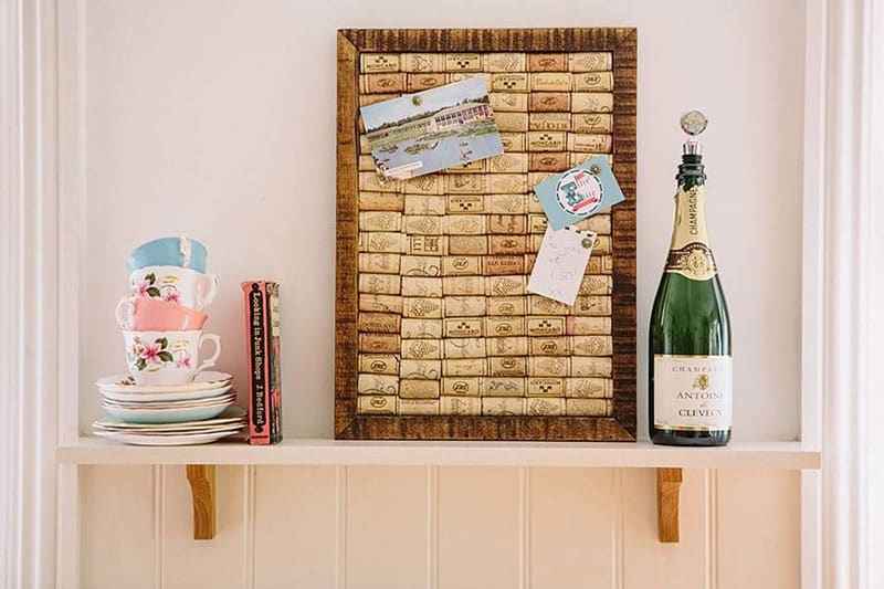 Como Fazer um Painel Decorativo com Rolhas de Vinho