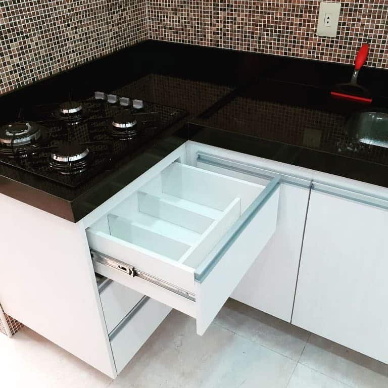 materiais de bancada para cozinha em L