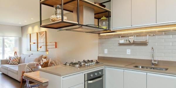 bancada de quartzo ou granito para cozinha em L