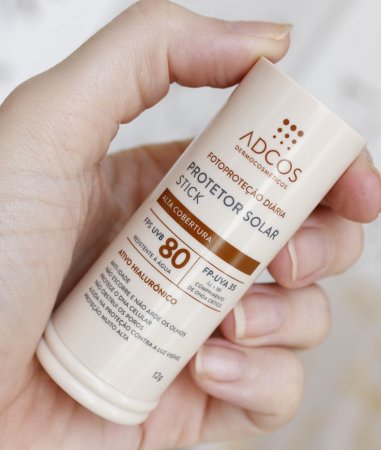 Maquiagem com skincare: os benefícios combinados