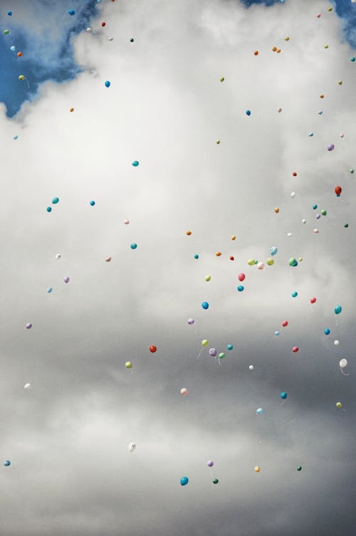 Segurança em Primeiro Lugar: Alternativas Legais para Fotos com Balões no Céu