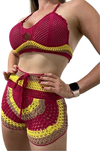 Como usar saias e acessórios com biquínis de crochê