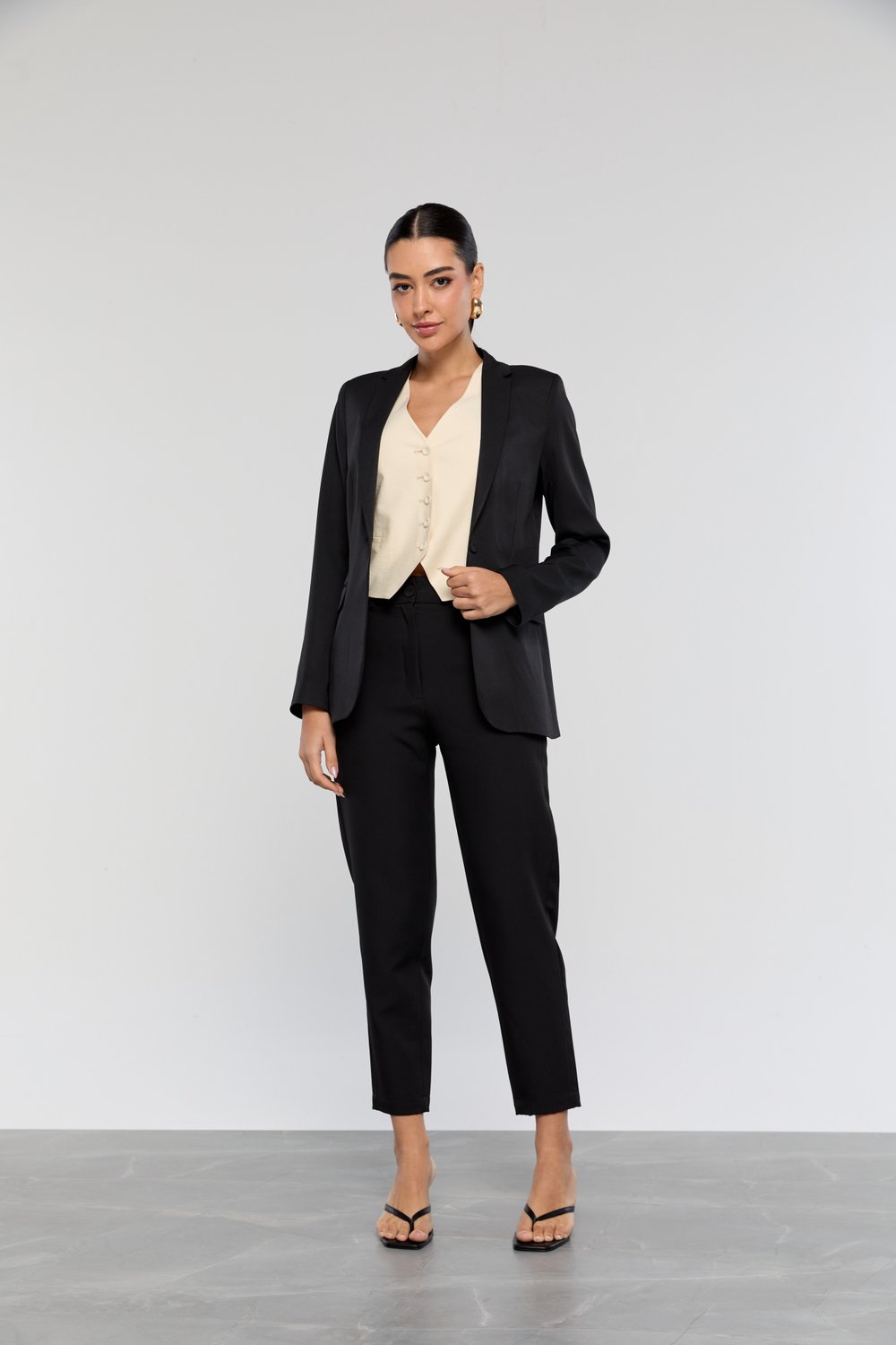 Tecidos e caimentos: O que considerar ao comprar seu próximo blazer