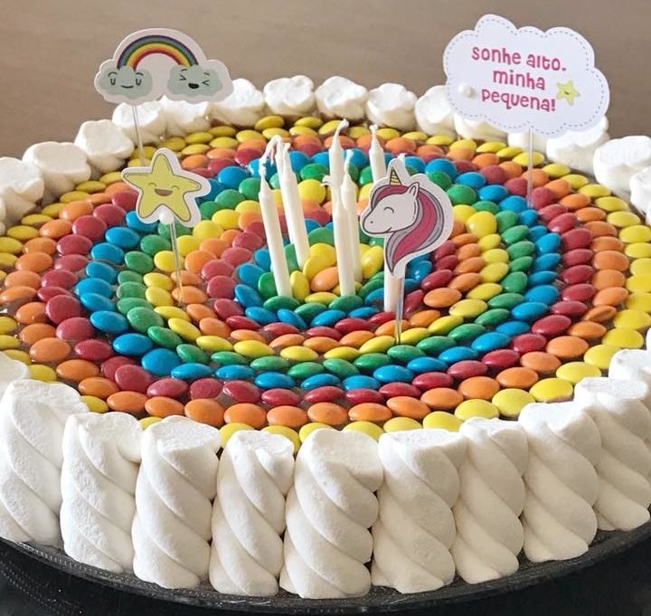 bolo decorado em casa